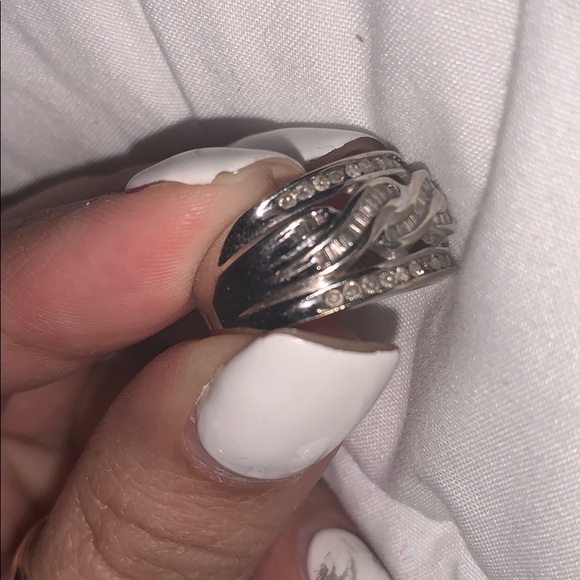 silver chunky ring - Picture 3 of 6